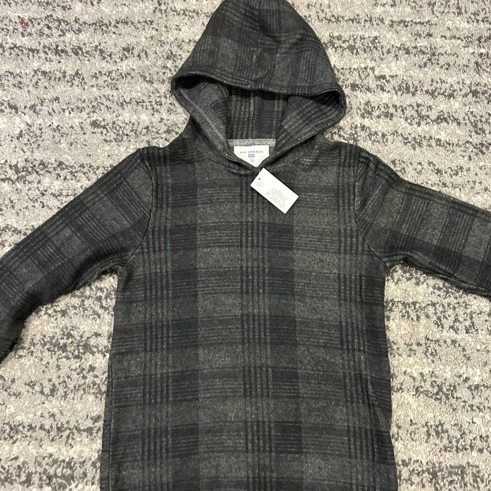 Sol Angeles Boys Gray Hoodie Sweater NWT Size 10 YRS